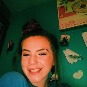 Meet your Posher, Madison